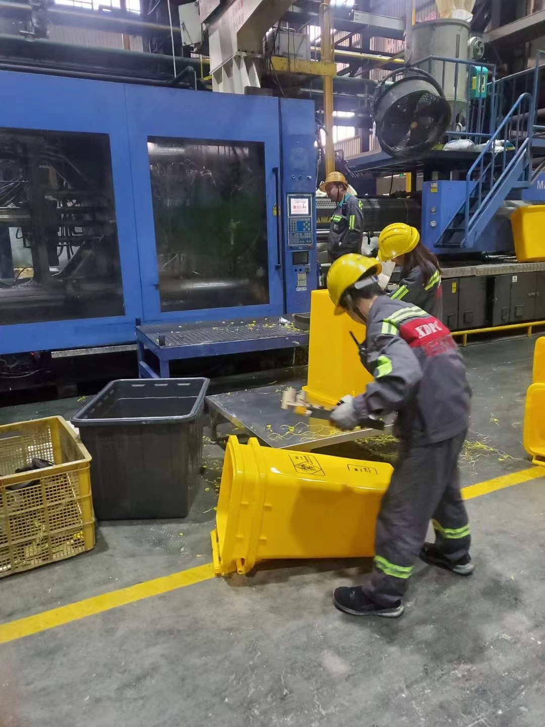 生產(chǎn)車(chē)間