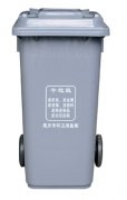 塑料垃圾桶也是需要清洗的你知道嗎